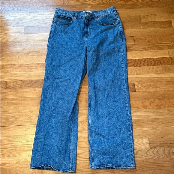 Abercrombie & Fitch high rise 90’s relaxed Jean size 32 - Picture 4 of 9